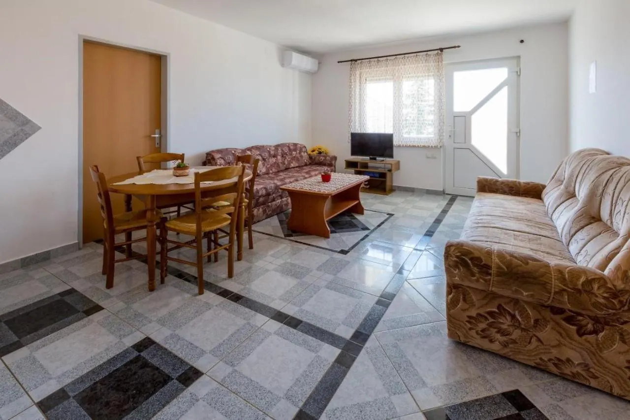 Klanfari One-Bedroom Apartment Crikvenica 31 0*,  קרואטיה