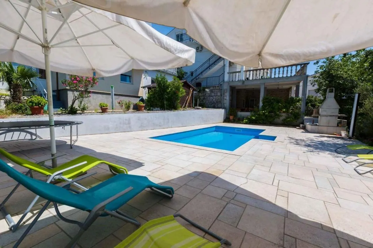 Klanfari One-Bedroom Apartment Crikvenica 31