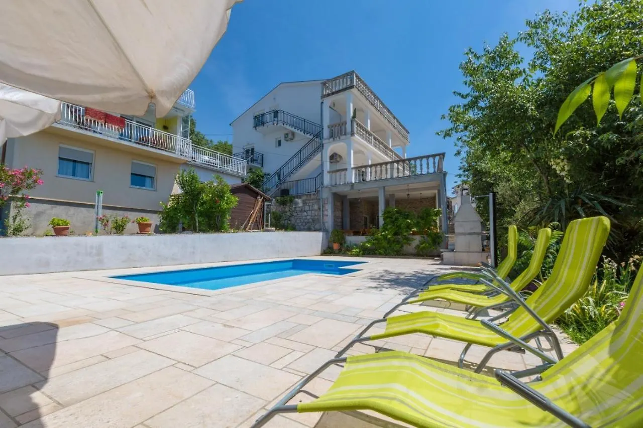 Klanfari One-Bedroom Apartment Crikvenica 31